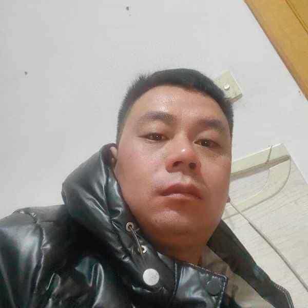 35岁岁河北单身帅哥 - 哈尔滨吉缘网