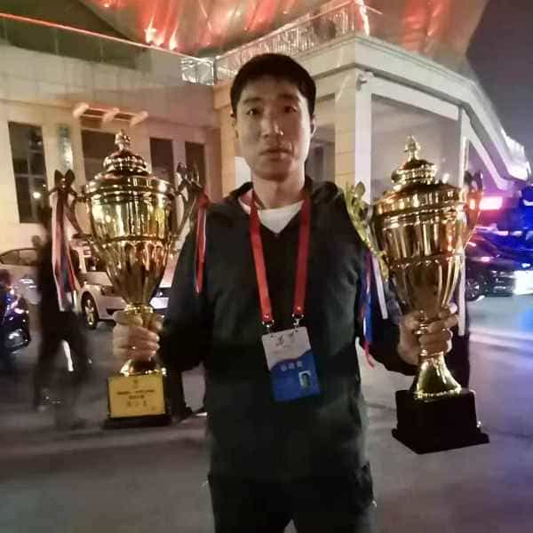 37岁岁湖南单身帅哥 - 哈尔滨吉缘网