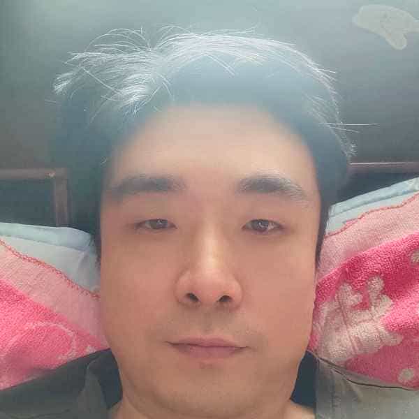 43岁岁河南单身帅哥 - 哈尔滨吉缘网