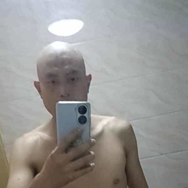 32岁岁河北单身帅哥 - 哈尔滨吉缘网
