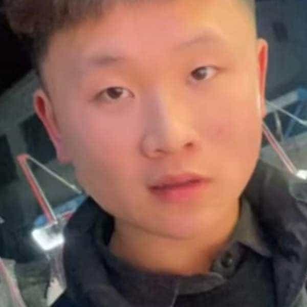 22岁岁河南单身帅哥 - 哈尔滨吉缘网