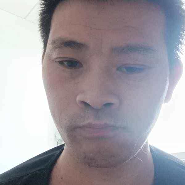 42岁岁重庆单身帅哥 - 哈尔滨吉缘网