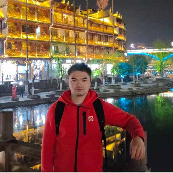 39岁岁广东单身帅哥 - 哈尔滨吉缘网